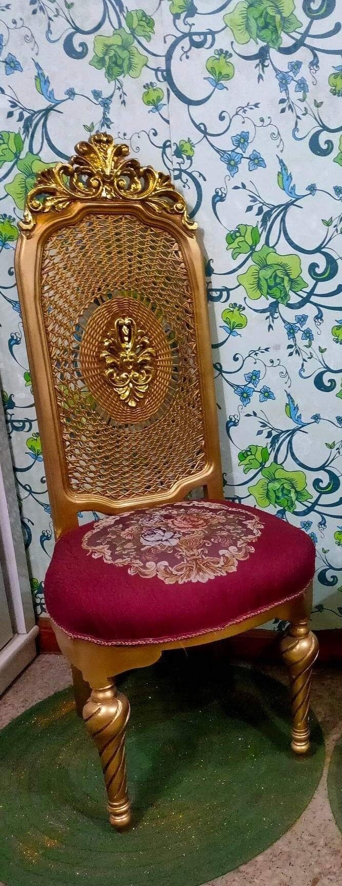 Pair of gilded chairs with Louis XV style floral pattern