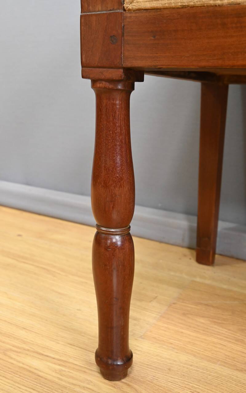 Mahogany landing sofa, Restoration period – Part 1, 19th century