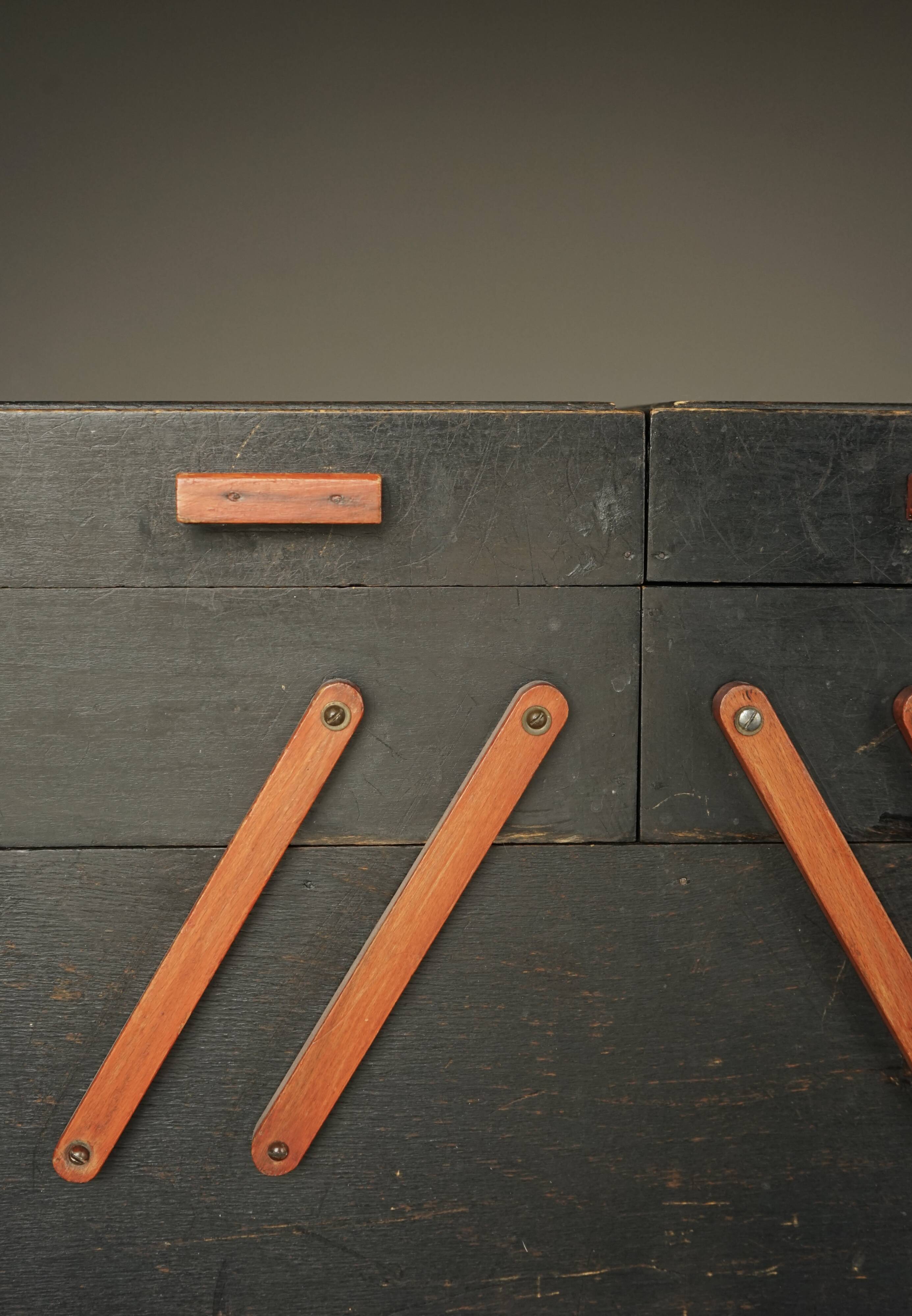 Dutch modernist sewing cabinet. 1930s.