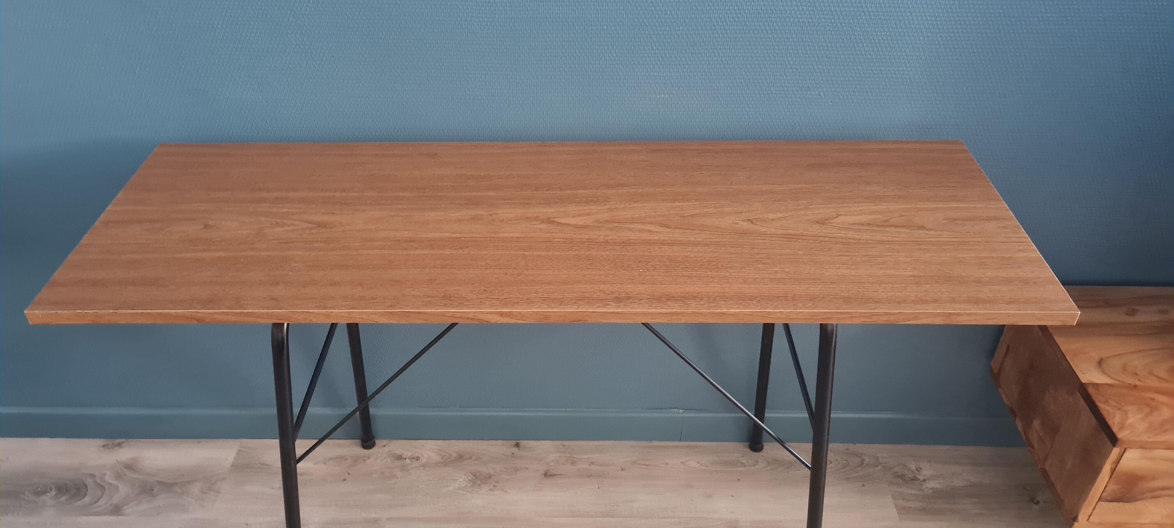 La console bureau table vintage aux pieds effei