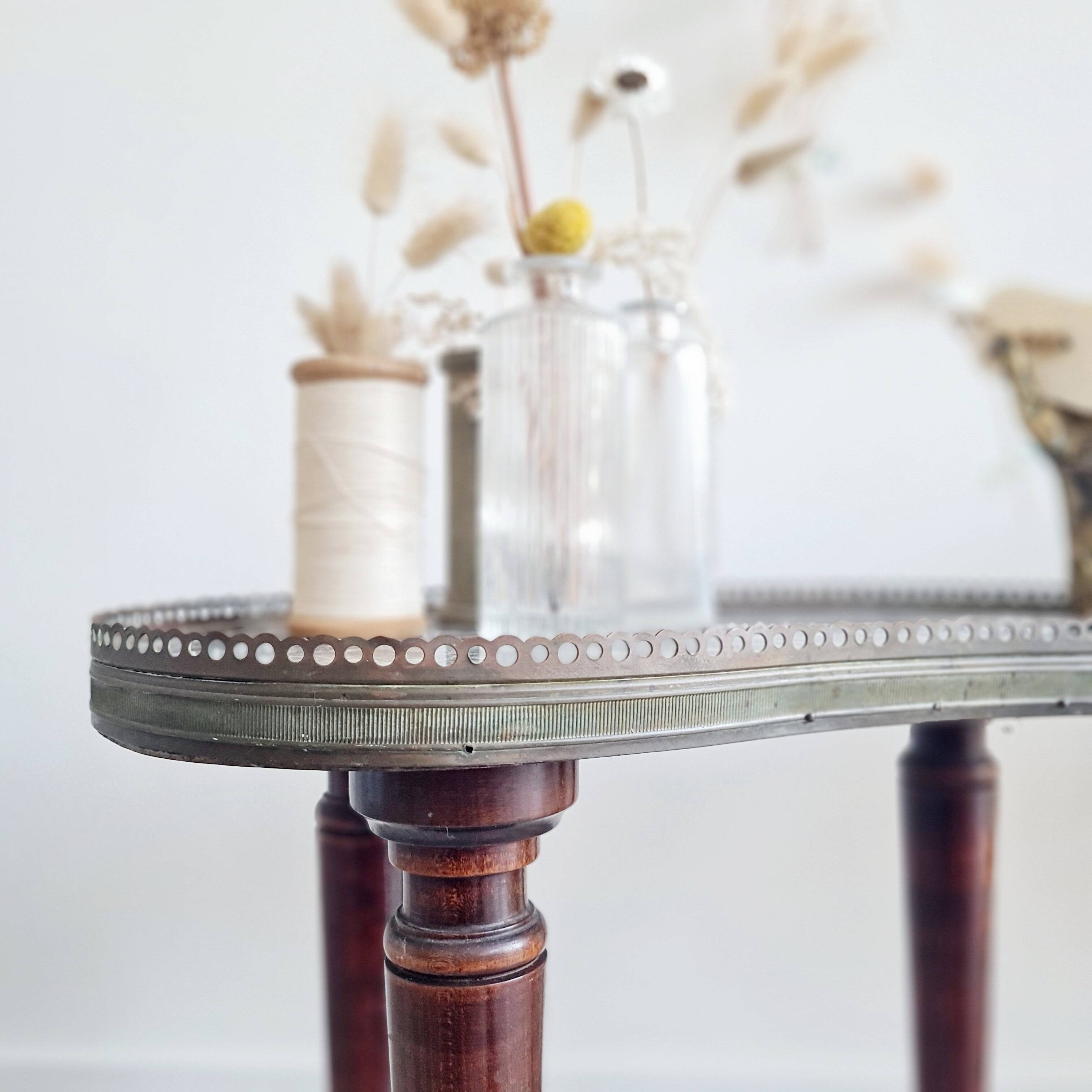 Mini wooden and marble table - antique side table