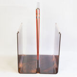 Magazine rack 70