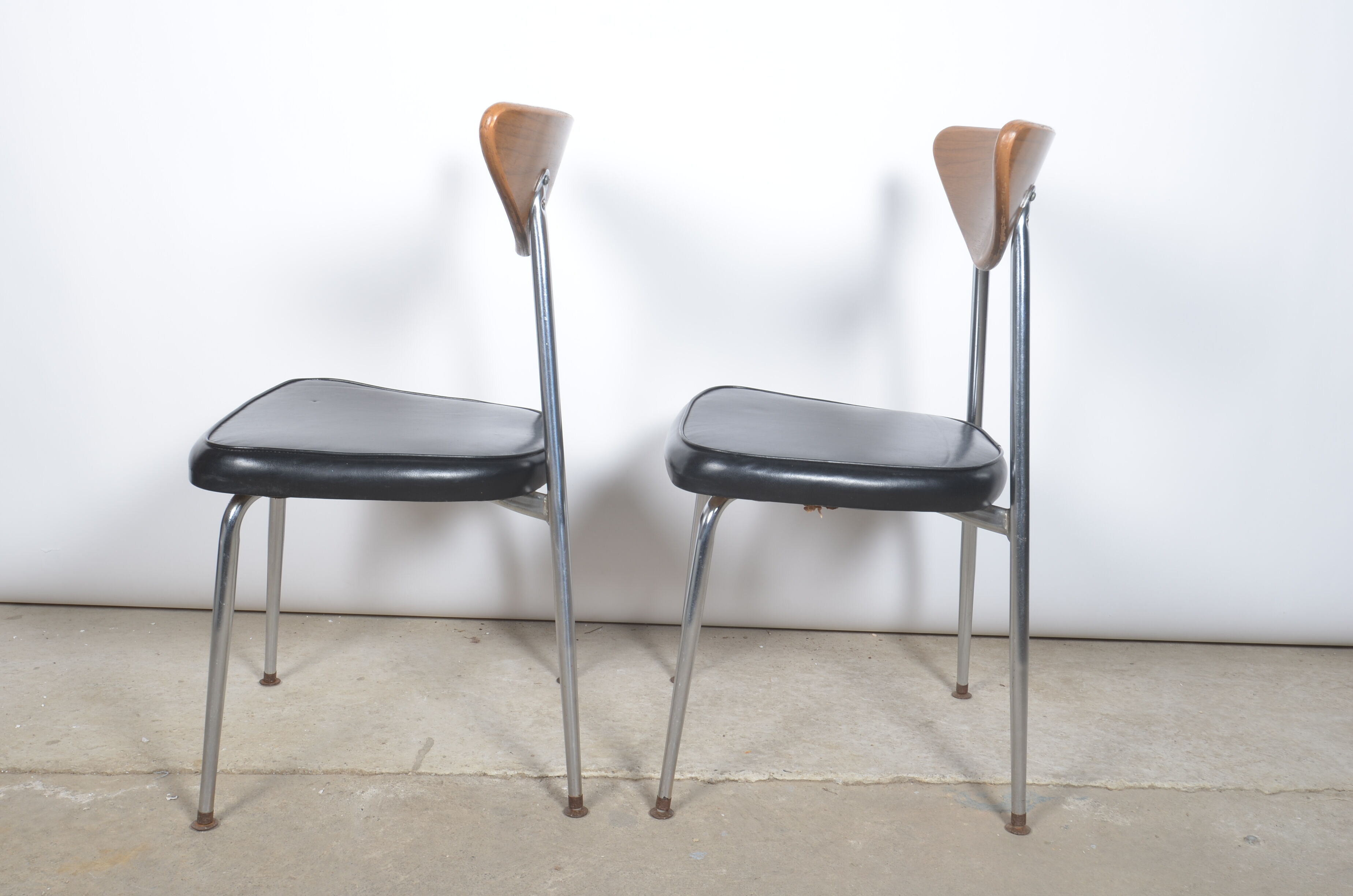 Pair of craft Quebec style chairs