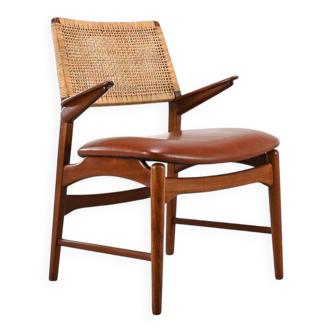 E. Knudsen, armchair model 48 for Jensen & Lykkegaard. Denmark, circa 1950.