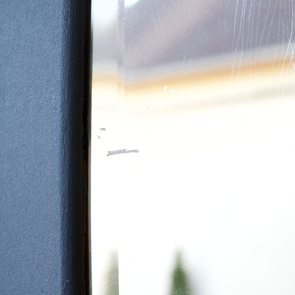 Cabinet 1 door beveled mirror