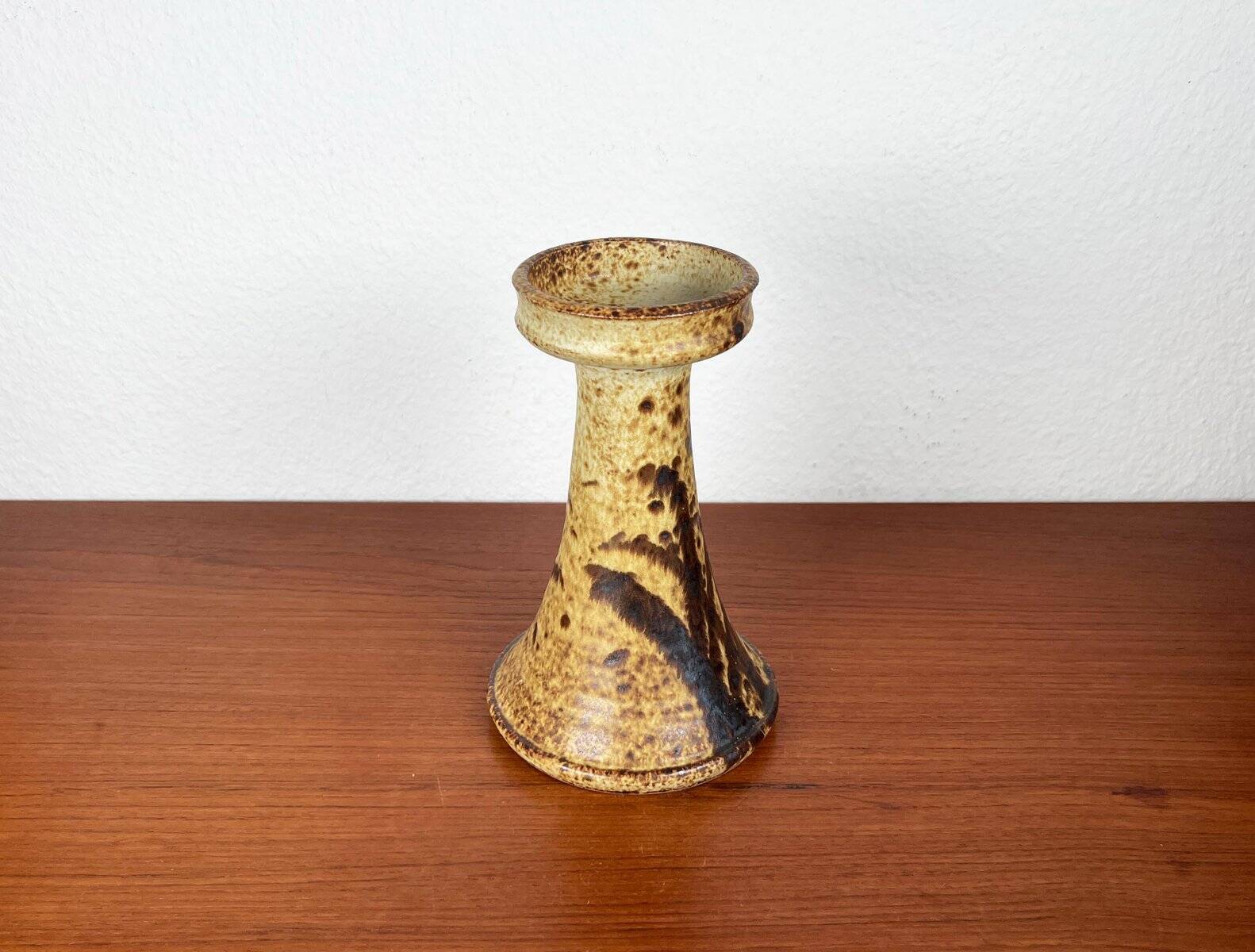 Mid-century Danish studio ceramic candlestick signed Aage Würtz, 1960s.