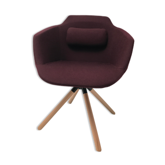 Cloth swivel chair