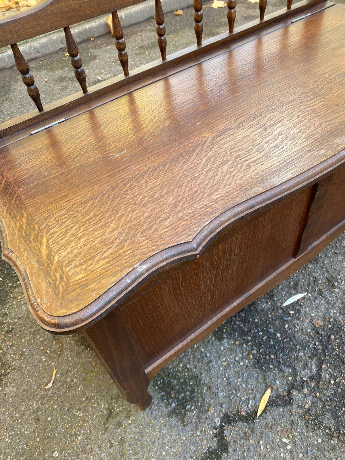 Louis XV oak storage bench from the 1950s