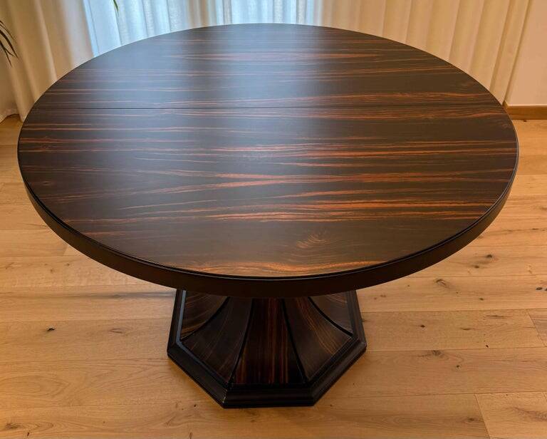 Elegant Extendable Dining Table in Macassar, Italy, 1970s