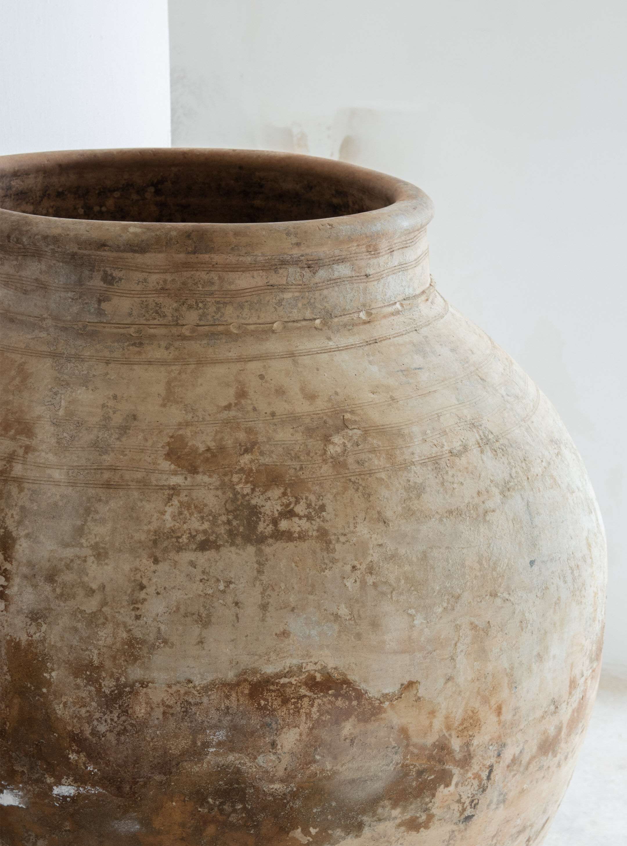 Monolithic Orcio, XIX century Italy