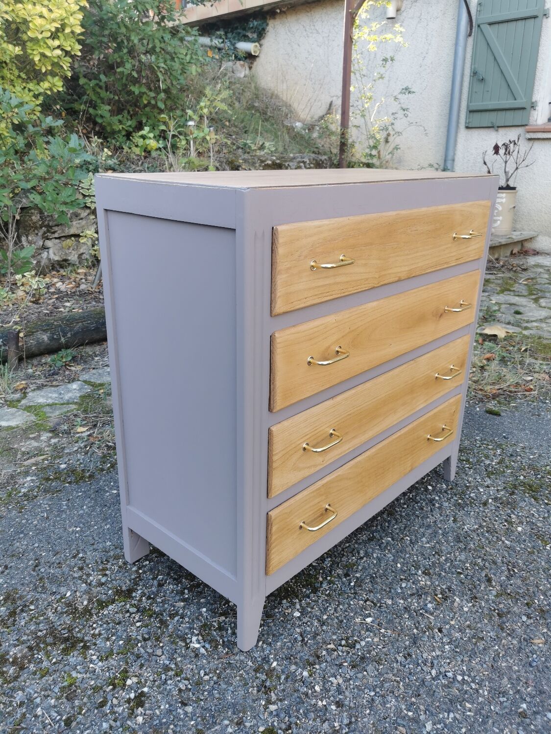 Commode vintage rénovée