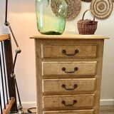 Solid oak chest of drawers