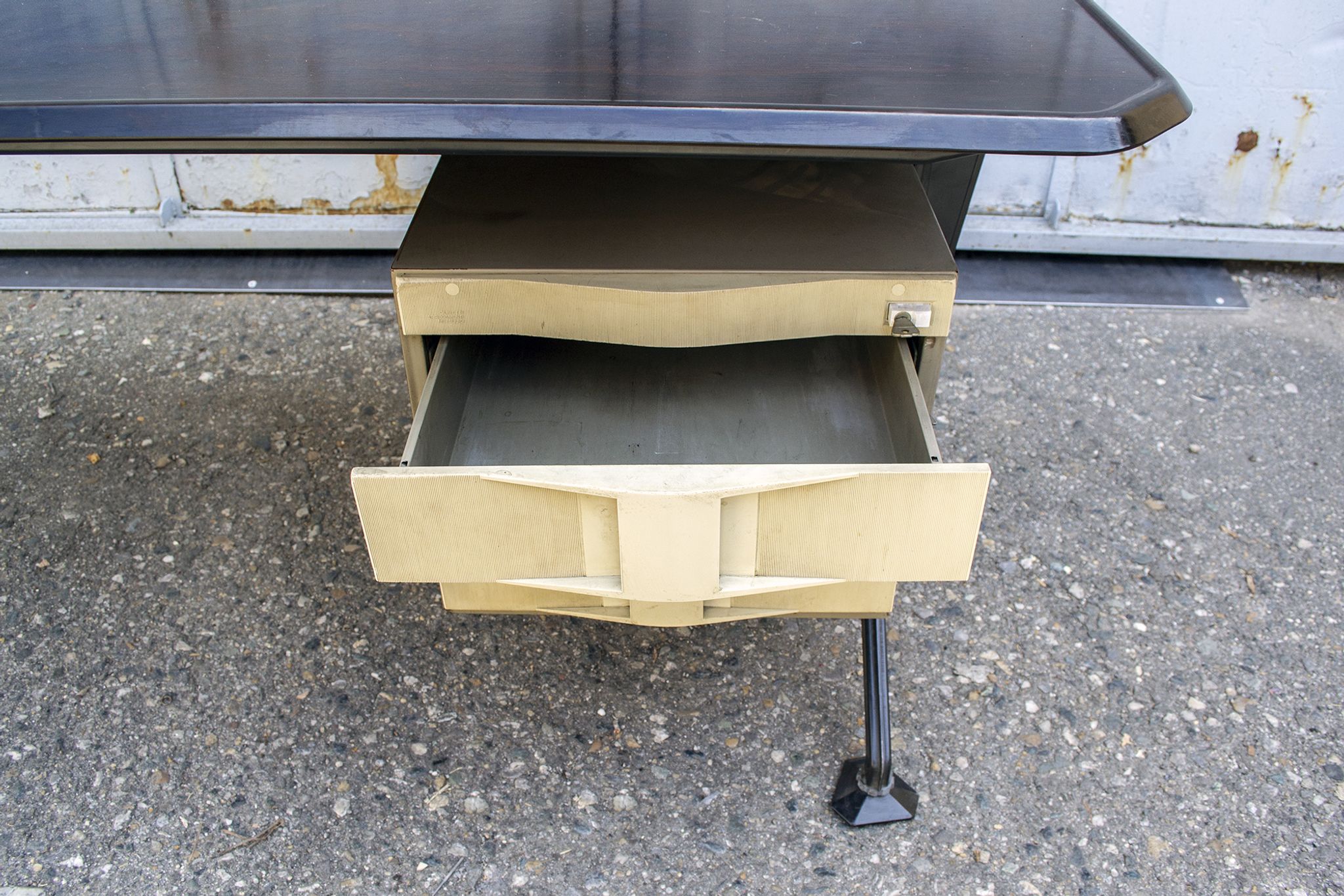 Bureau série Arco avec tiroir par BBPR pour Olivetti Synthesis, années 1960