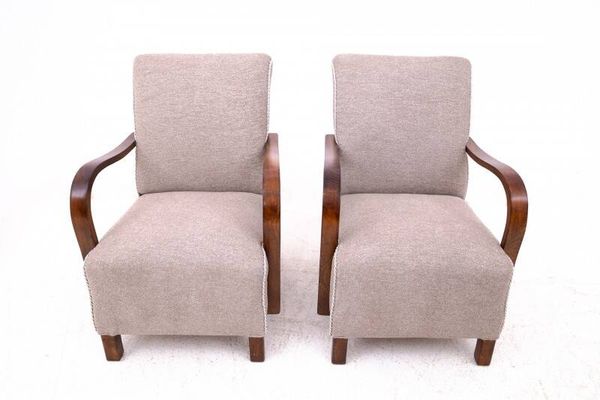 Paire de fauteuils Art déco conçus par J. Halabala dans les années 1930, Tchécoslovaquie. Après rénovation.