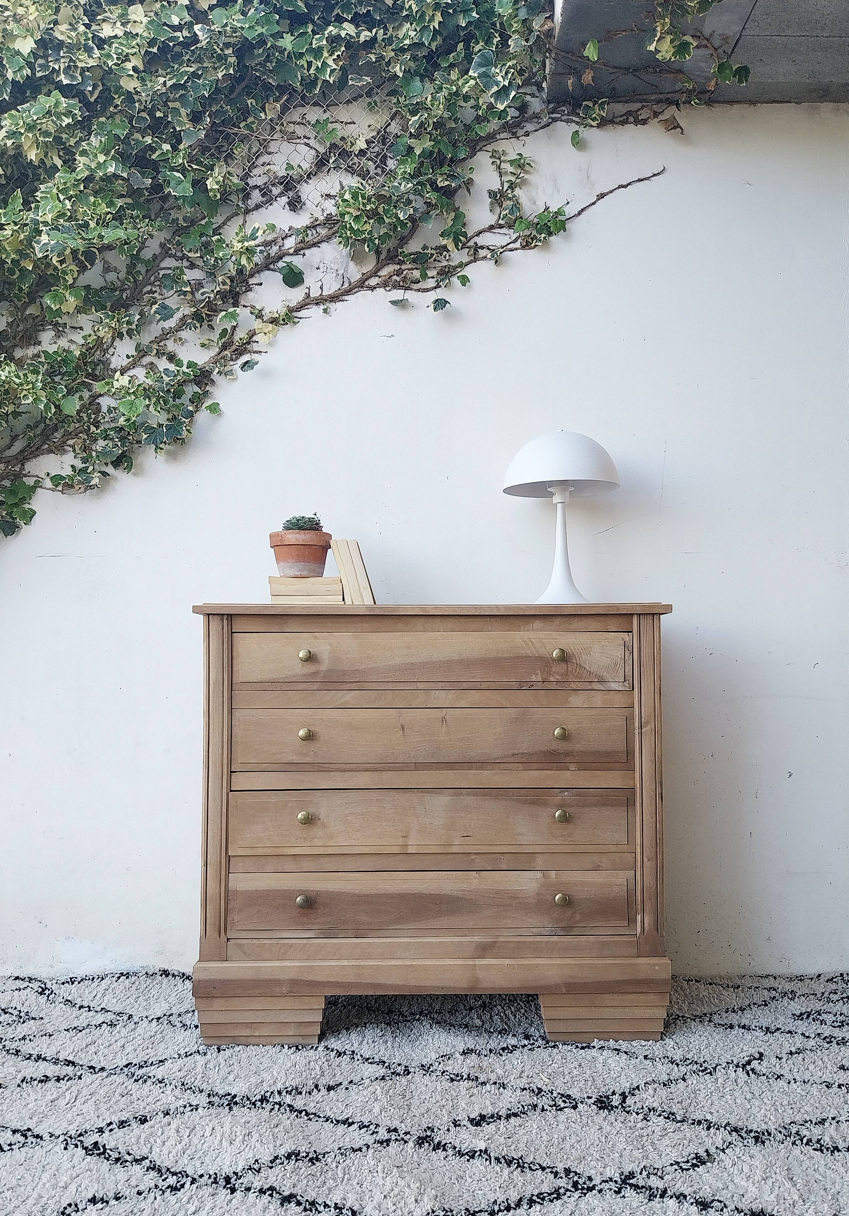 Art Deco chest of drawers