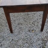 Farmhouse table in oak spindle legs nineteenth century