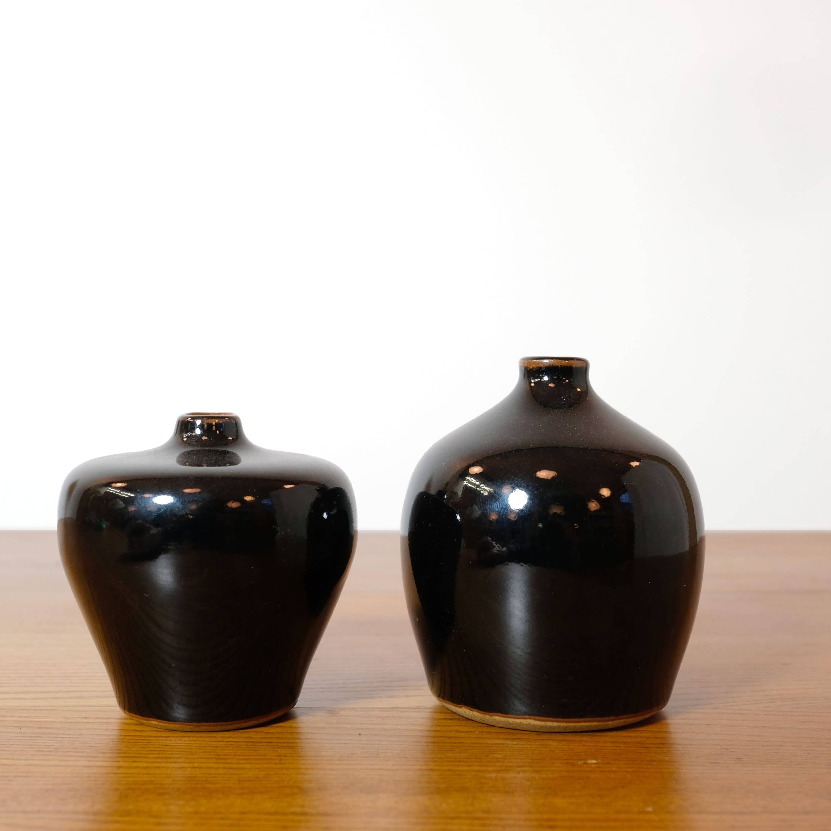 Laslo for Mikasa, two small black vases from the 80s.