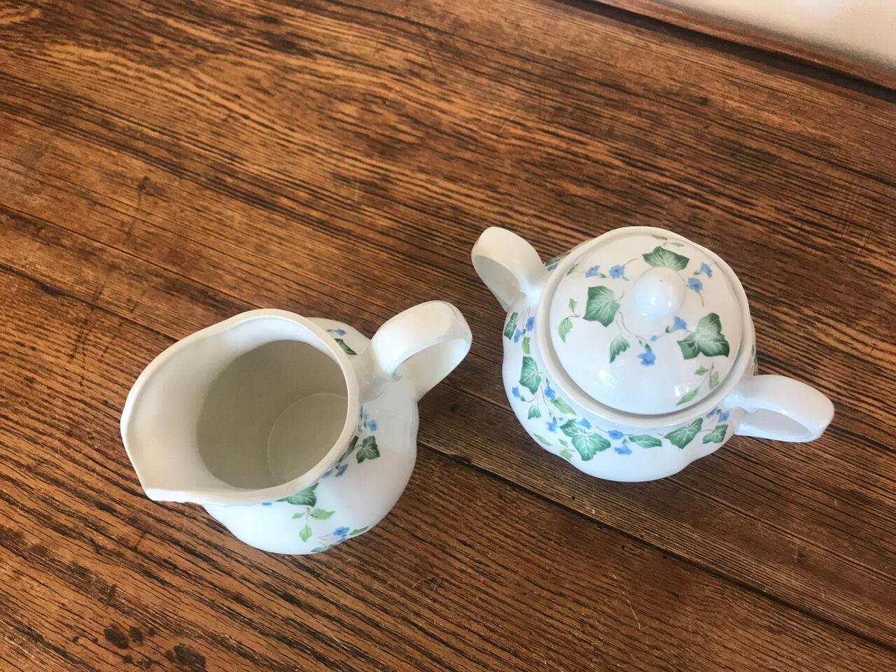Johnson brothers vintage milk jug and sugar bowl lot