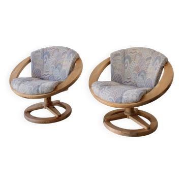 2 Scandinavian pine swivel lounge chairs | 1980s