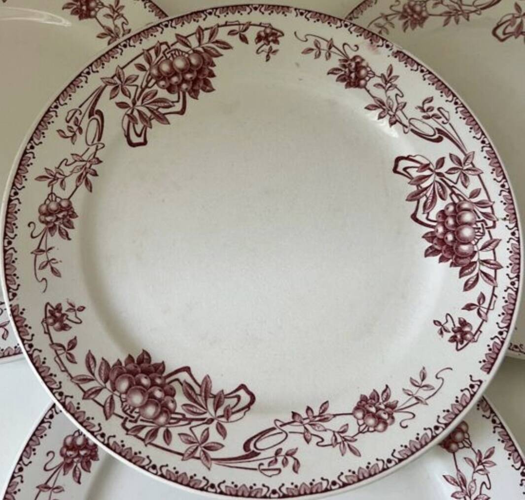 Ensemble assiettes Terre de Fer décor Sorbier Boch Frères Kéramis