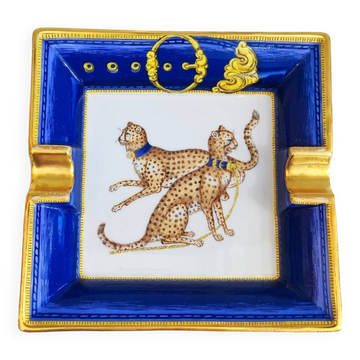 Cendrier en porcelaine