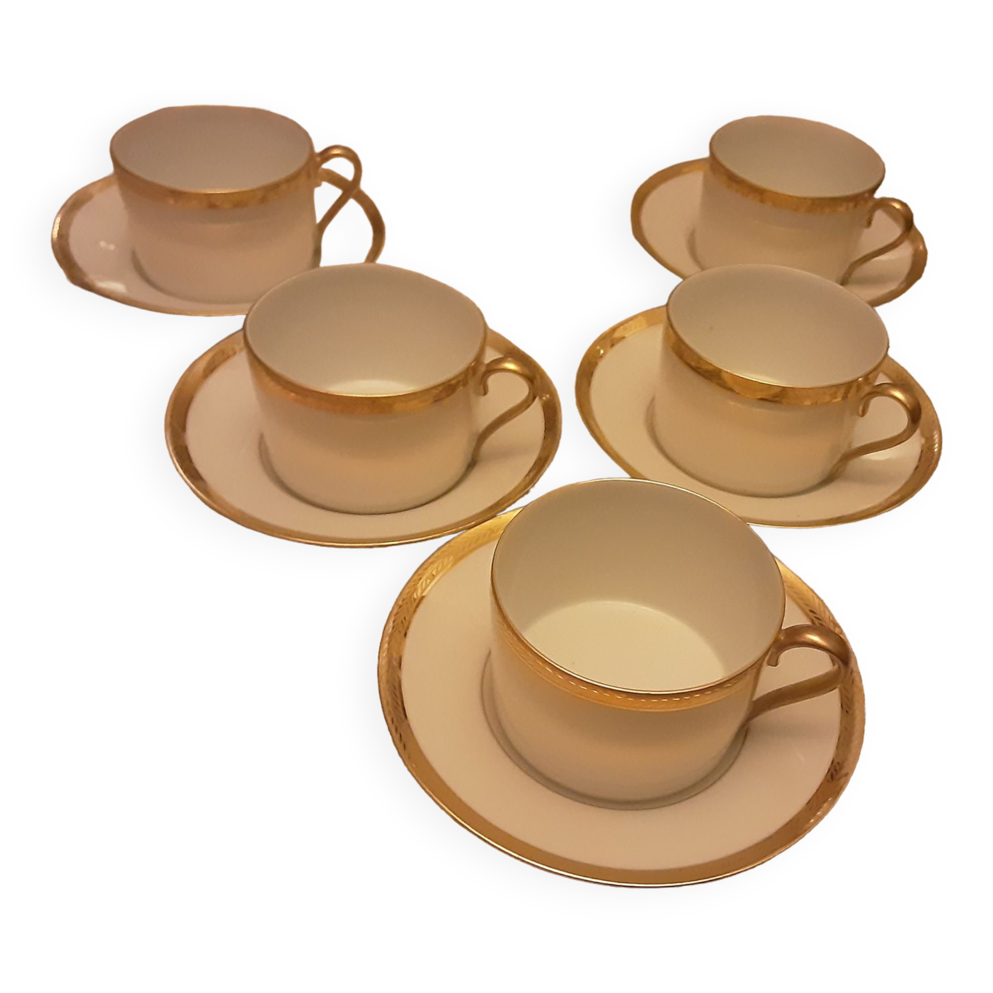 5 tasses et sous tasses  porcelaine limoges  gda