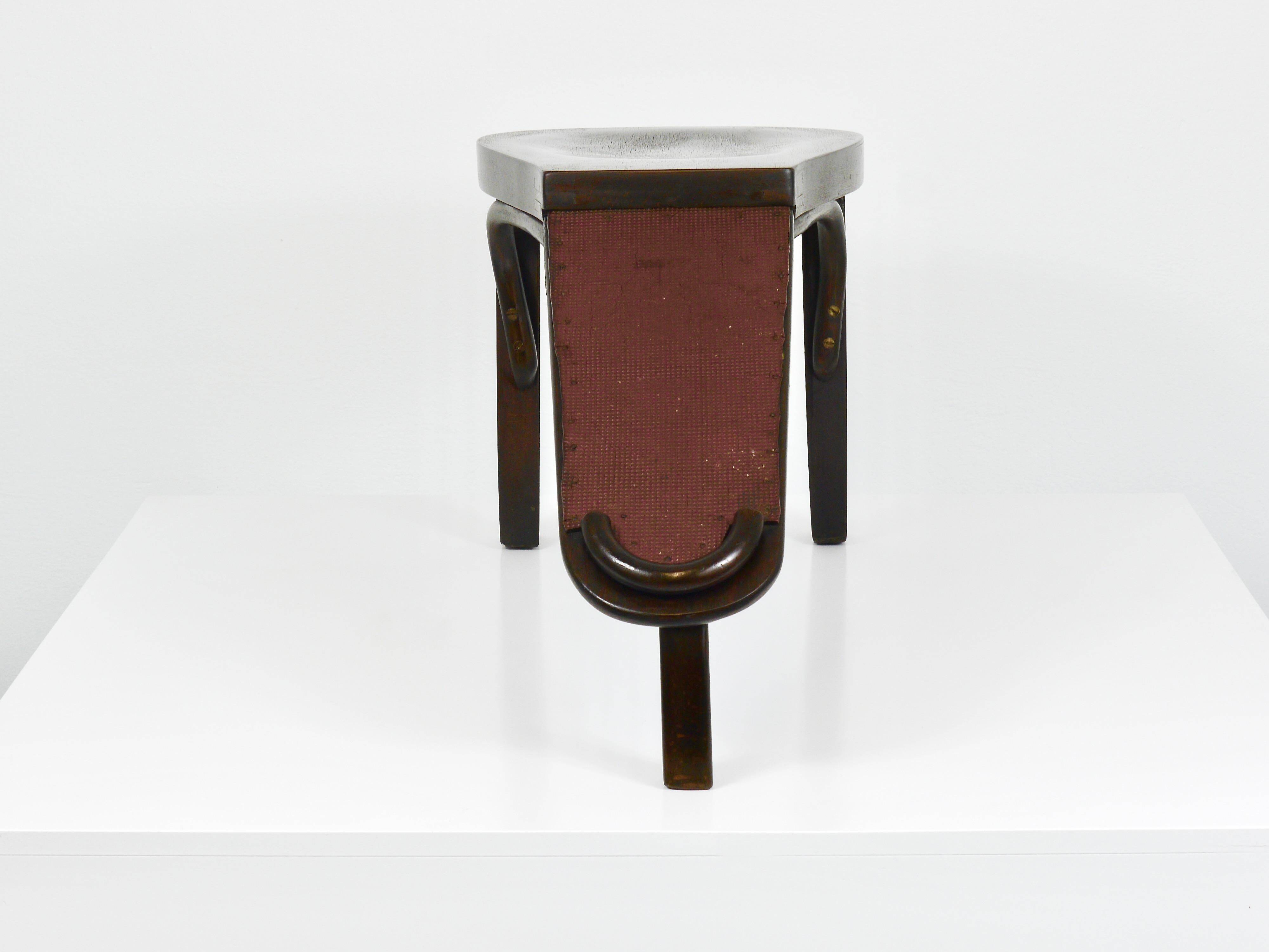 Tabouret d'embellissement ou d'ajustement de chaussures Thonet Art Nouveau en bois cintré, Vienne, Autriche, années 1900
