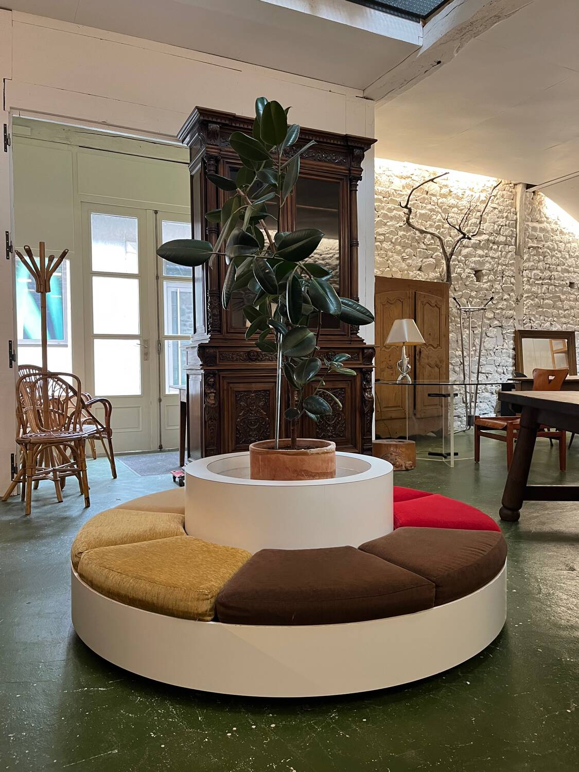 1970s garden bench made by Roche Bobois in Formica