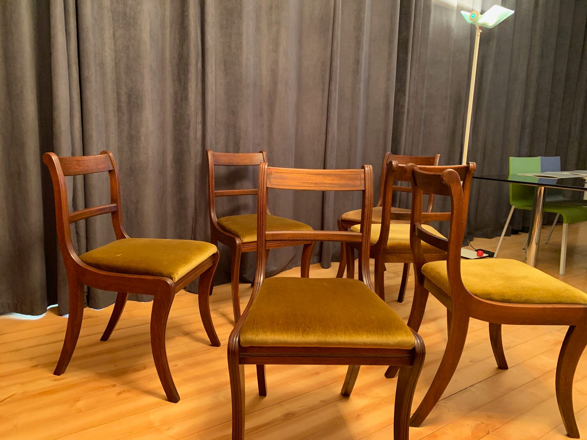 Ensemble de six chaises Regency Bevan Funnell Ltd Reprodux Angleterre années 1970