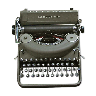 Machine à écrire portative Remington Noiseless model 7