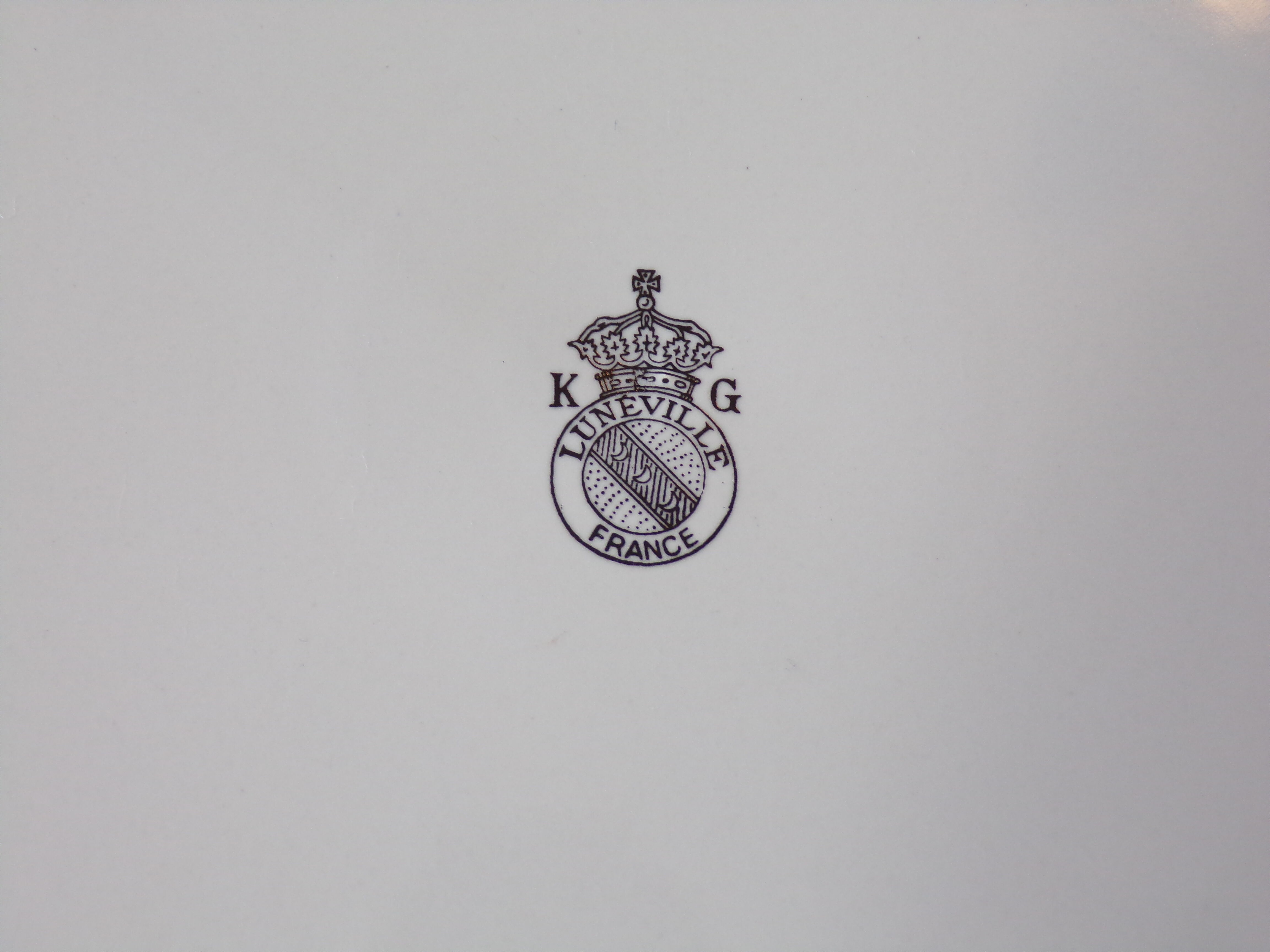 Hollow dish Lunéville KG pink street lamp Ø32cm