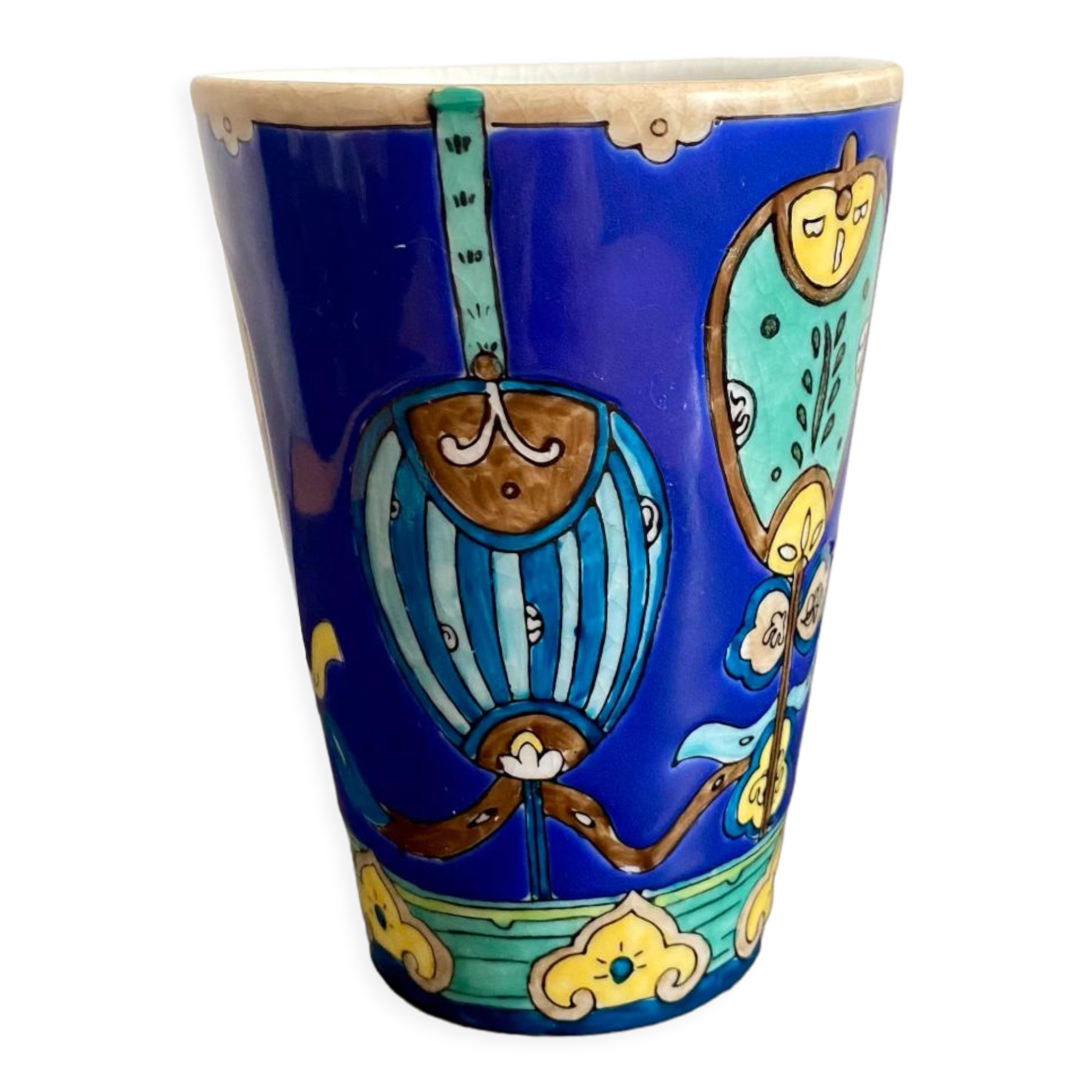 Hand-painted ceramic Fragonard vase