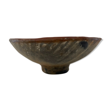 Bird decorated oupe pre-columbian art