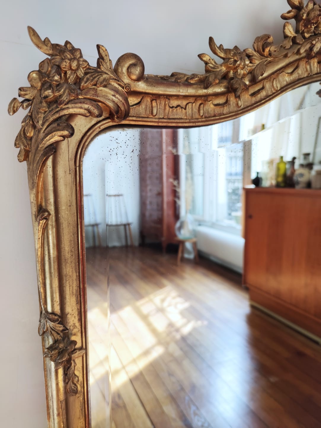 Large gilded mirror louis XV rockery  142x99cm