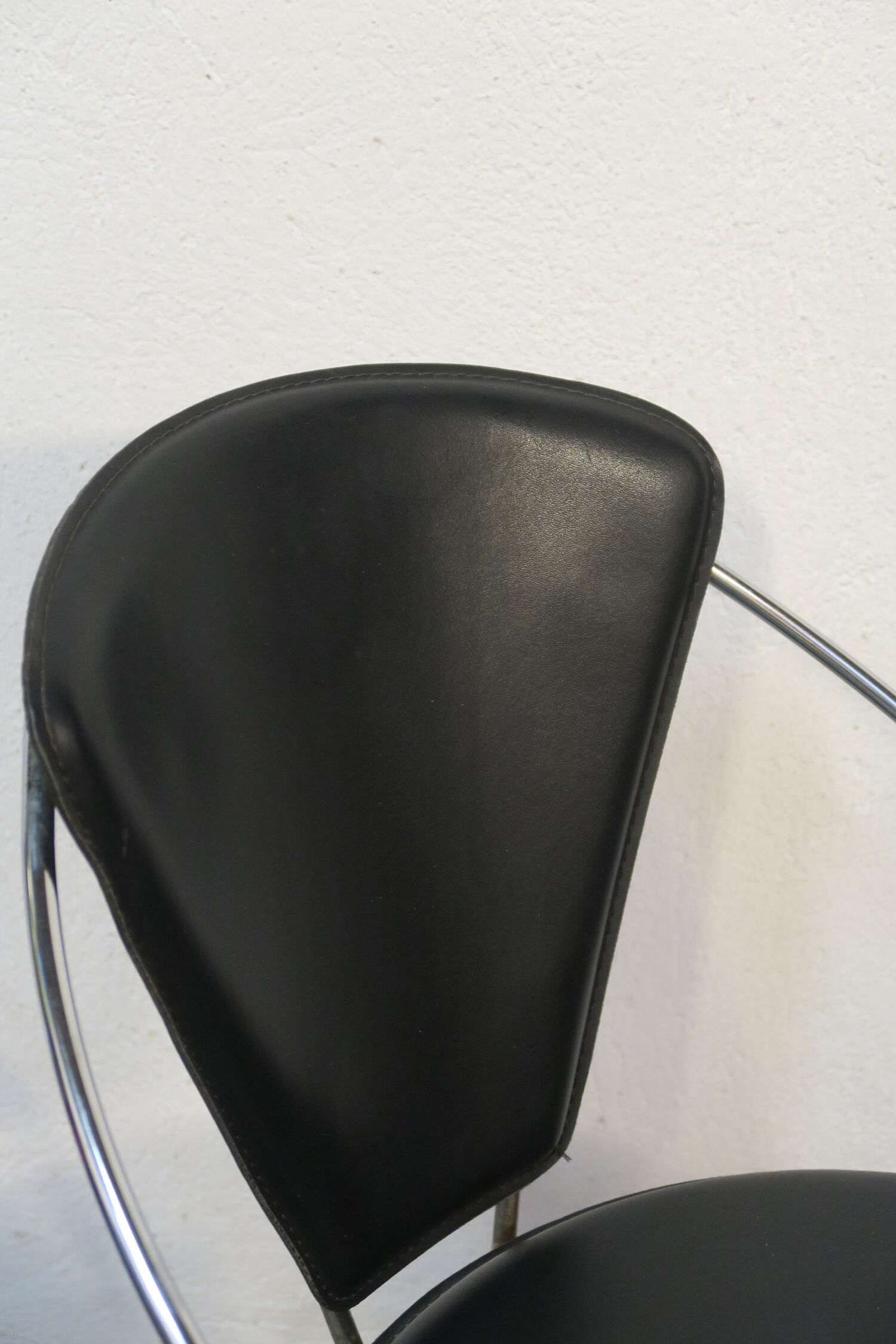 Arrben chairs
