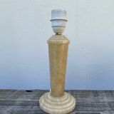 Beige alabaster art deco lamp