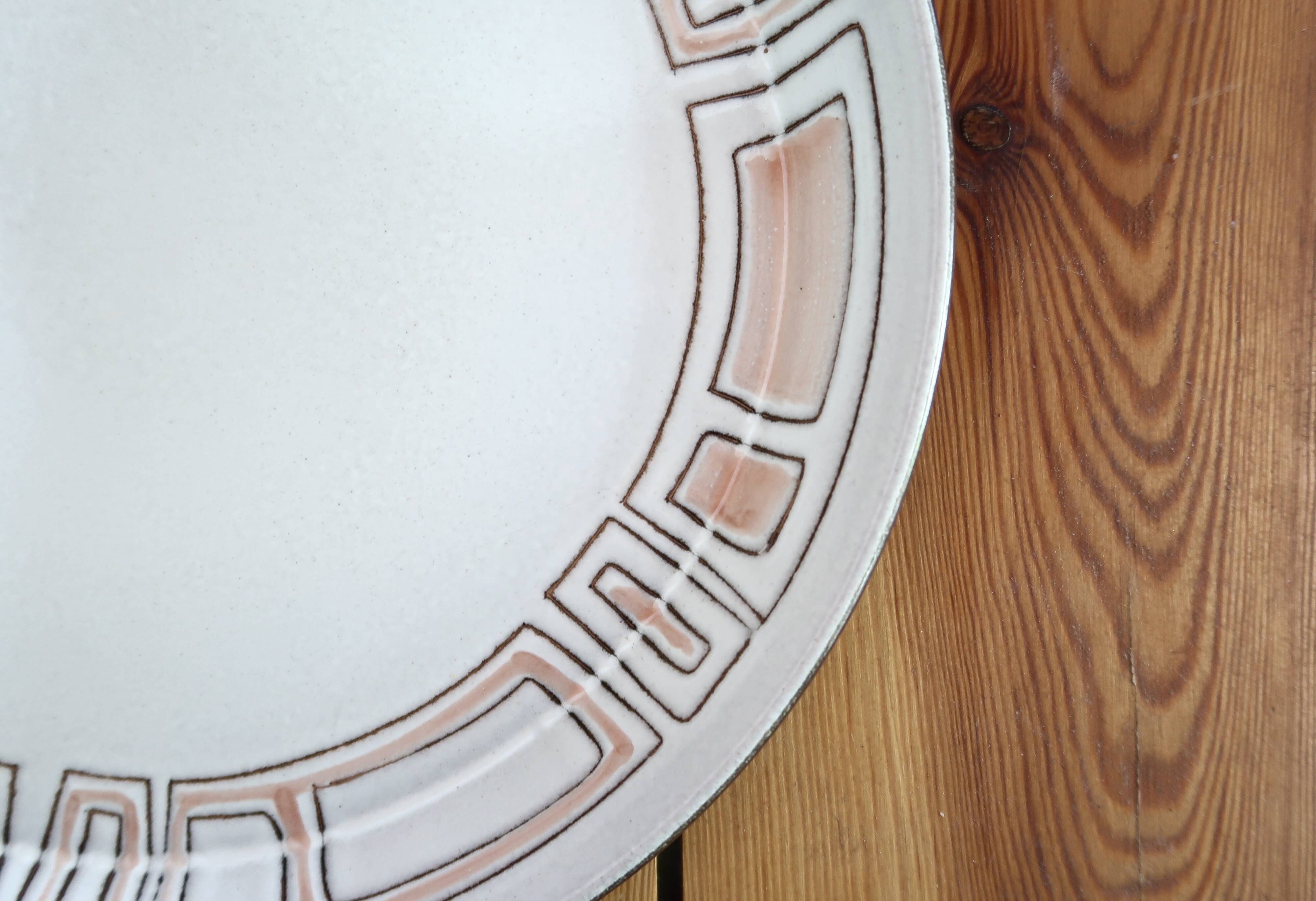 Hollow round dish "Maille" faience Niderviller, 60s