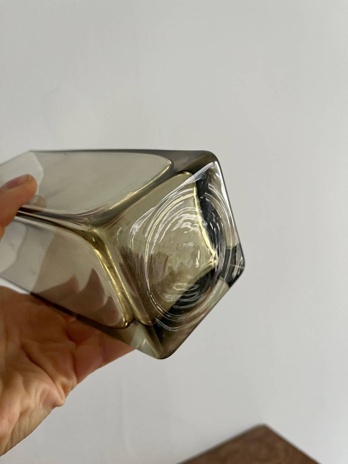 Rectangular vase in smoked crystal with Murano effect