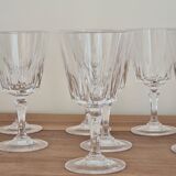 Crystal wine glasses of arques