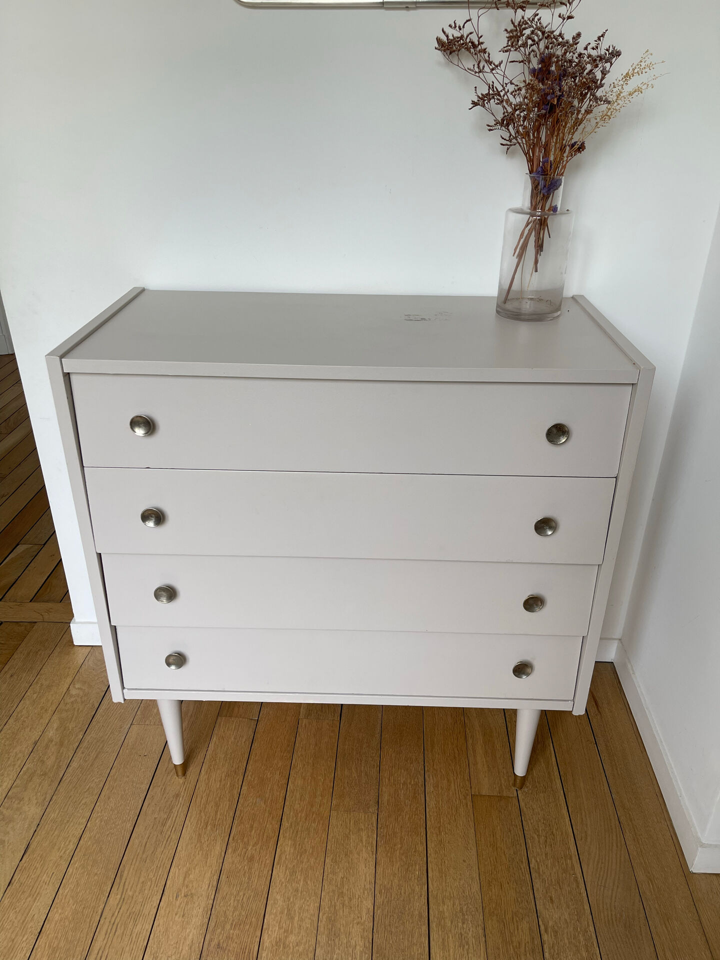 Vintage chest of drawers