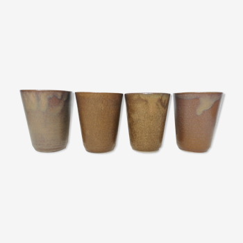 Lot 4 Digoin sandstone cups