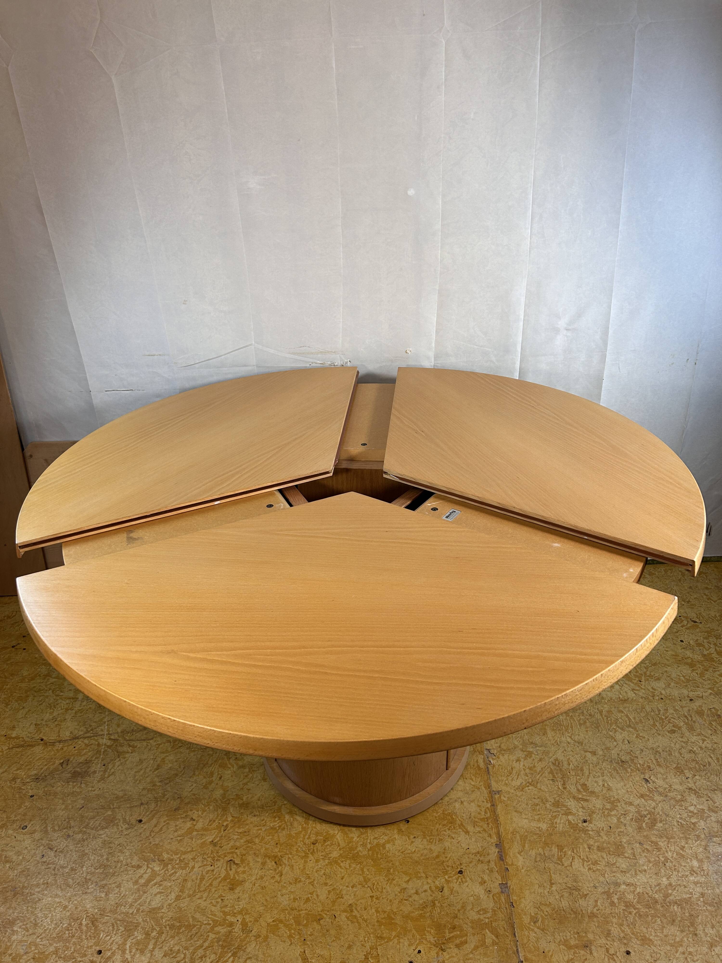 Vintage Danish Design Extendable Dining Table by Skovby – Patented SM32 Des