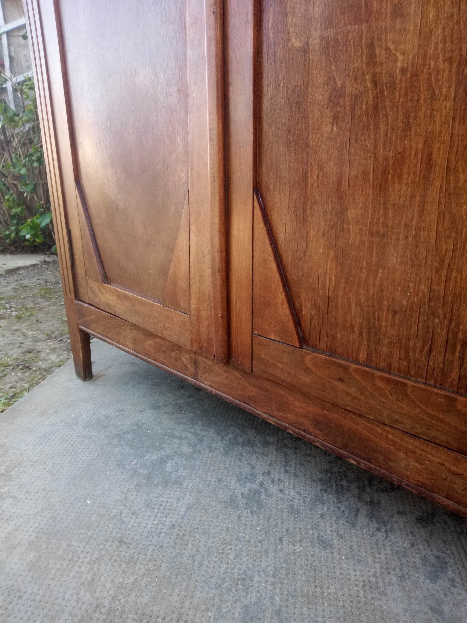 1940s wooden Parisian cabinet