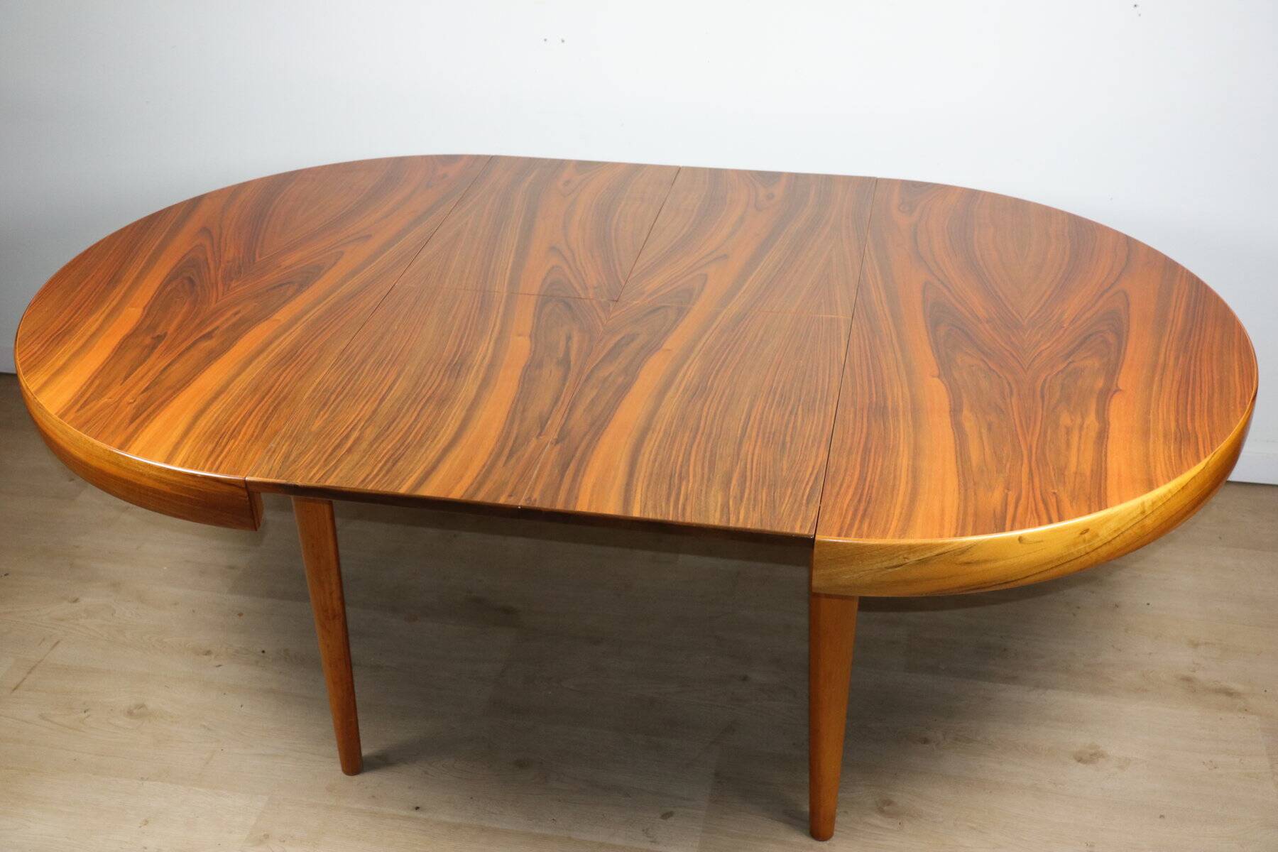 Scandinavian extendable dining table in teak – 1960s