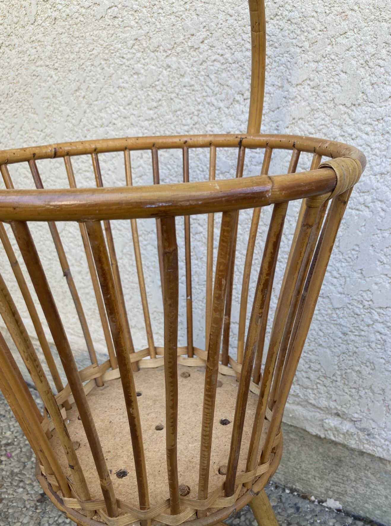 Vintage rattan worker