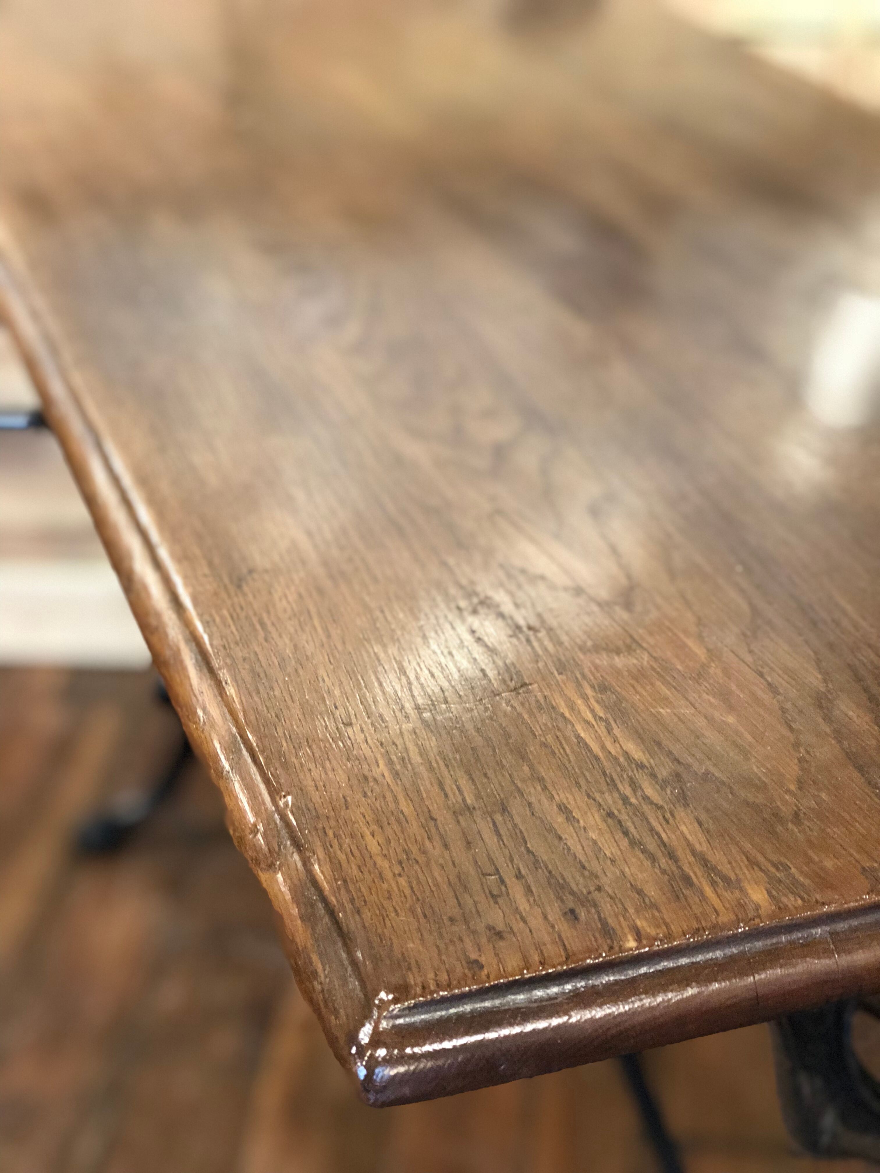 Bistro oak table