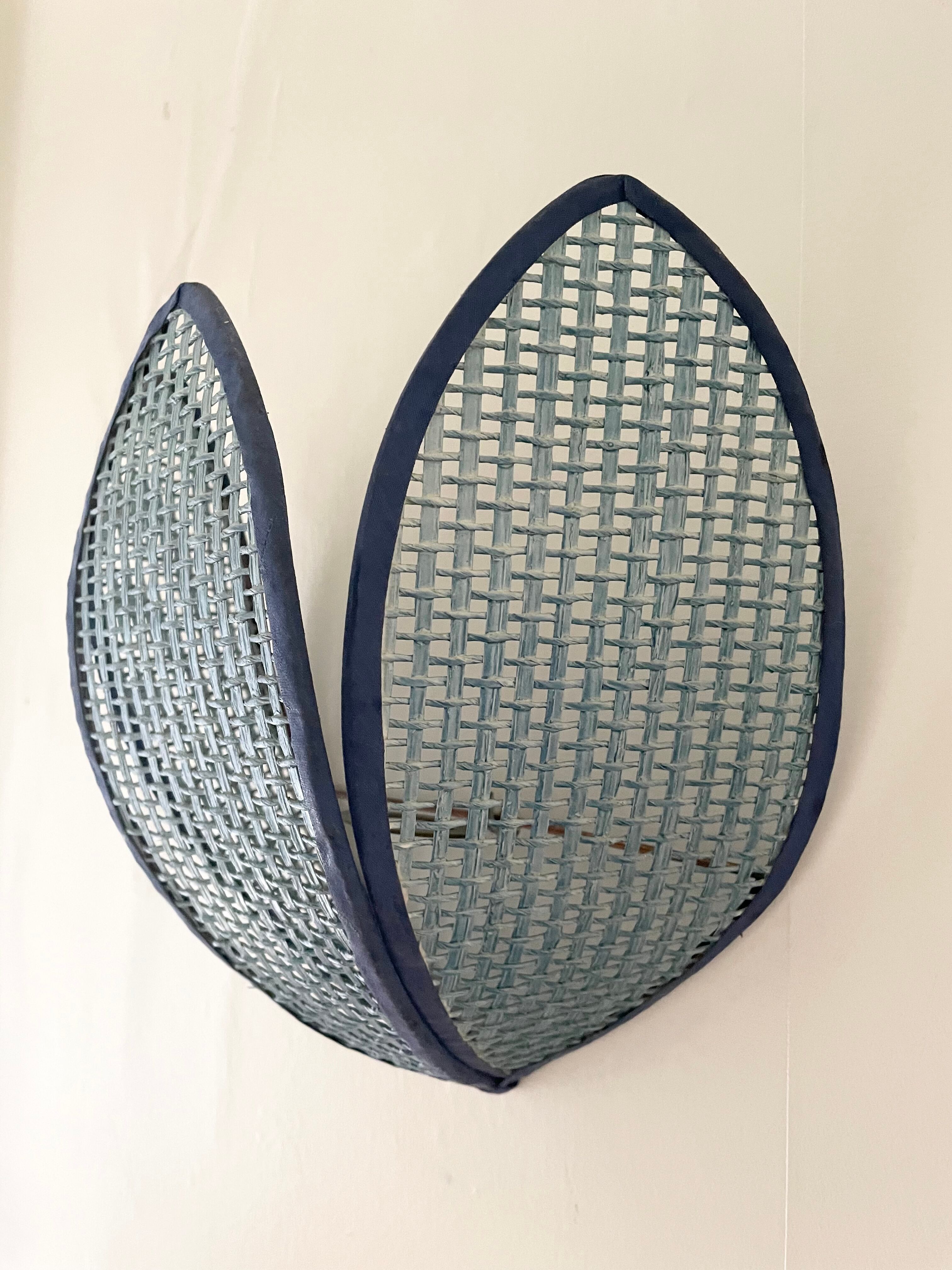 Lotus flower canning wall lamp