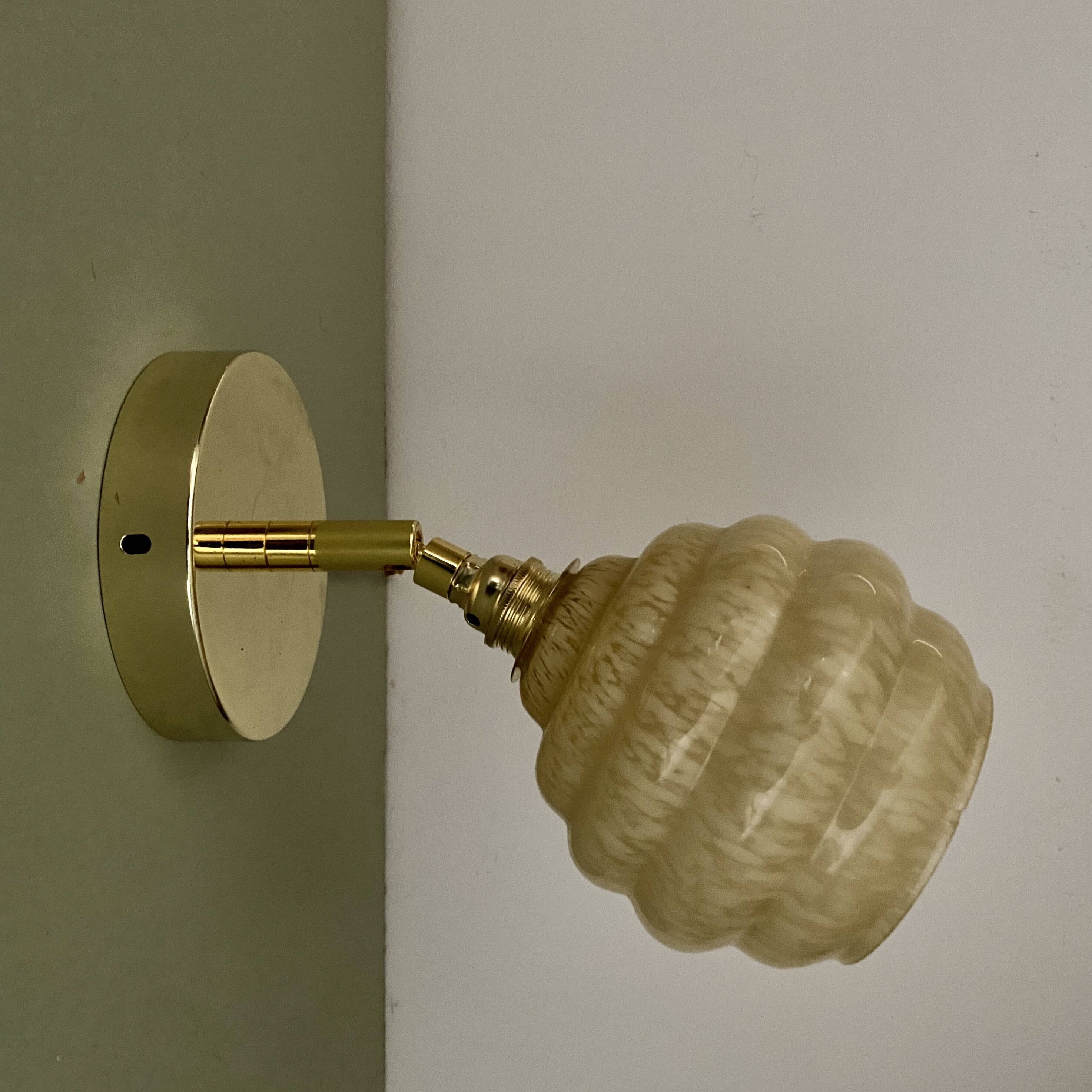 Vintage tulip wall lamp in yellow Clichy glass