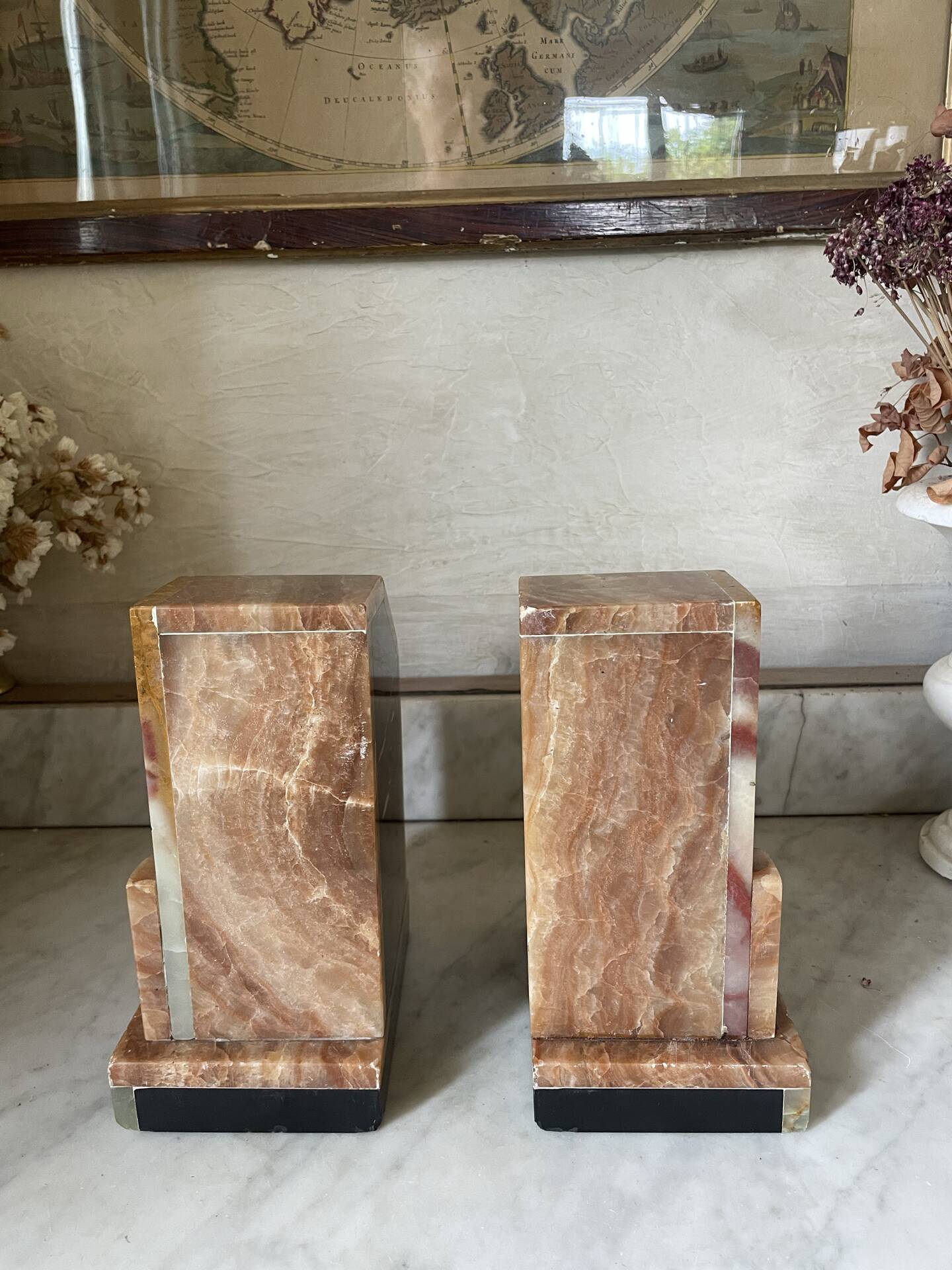 Pair of Art Deco marble and onyx bookends