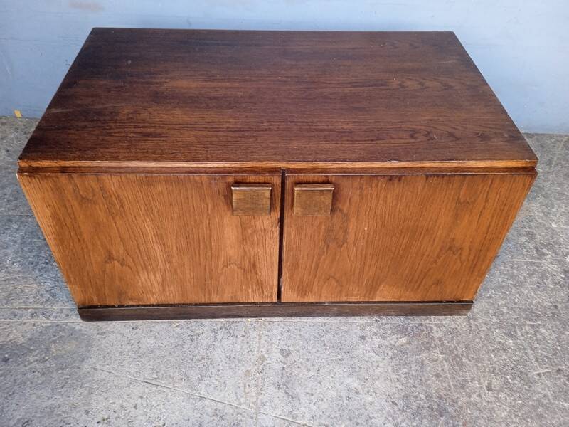 Vintage low sideboard chest of drawers TV design 1960/70s
